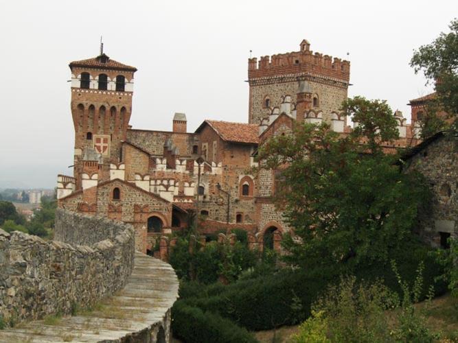 Comunita' OSPITALI bidrino Bed & Breakfast Borgofranco d'Ivrea Eksteriør bilde